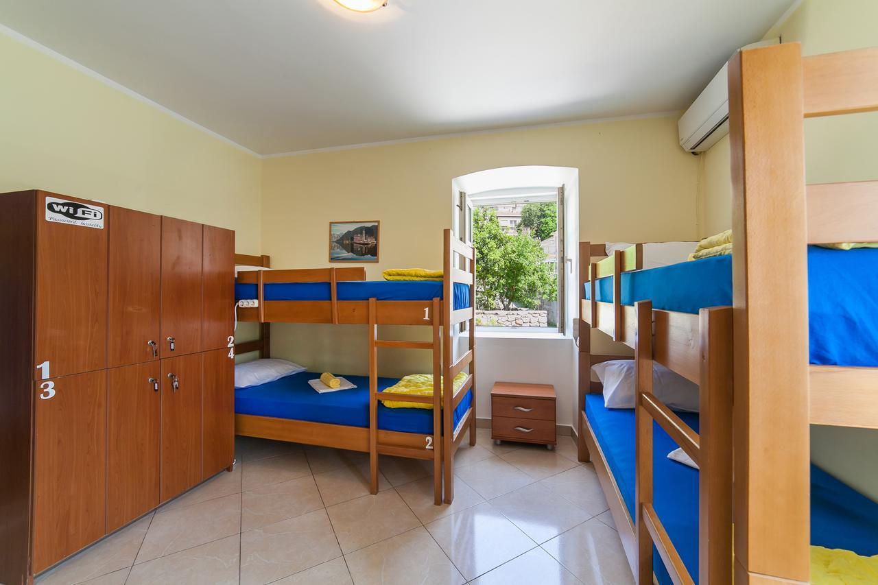 Hostel Montenegro 4u